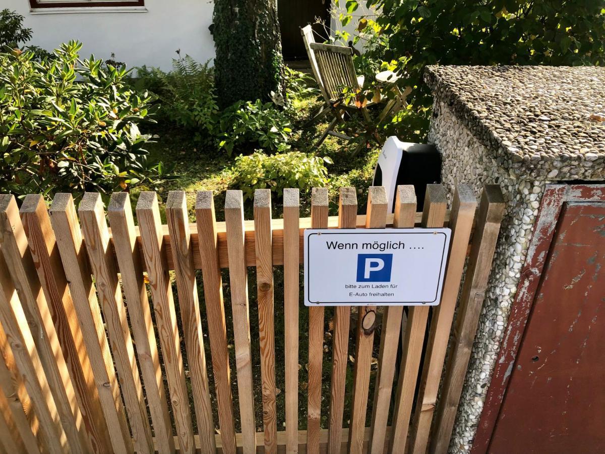 Charmante Ferienwohnung Mit Balkon Im 5-Seen-Land Hechendorf am Pilsensee Exterior photo